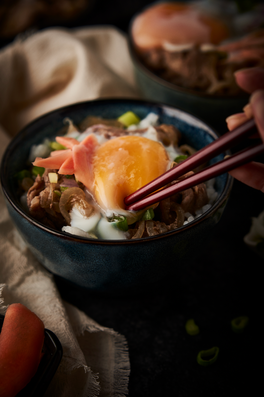 How To Make Yoshinoya Beef Bowl (Gyudon)– SushiSushi