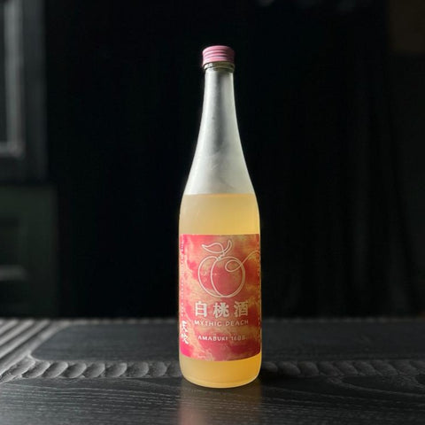 AMABUKI - White Peach Sake 720ml